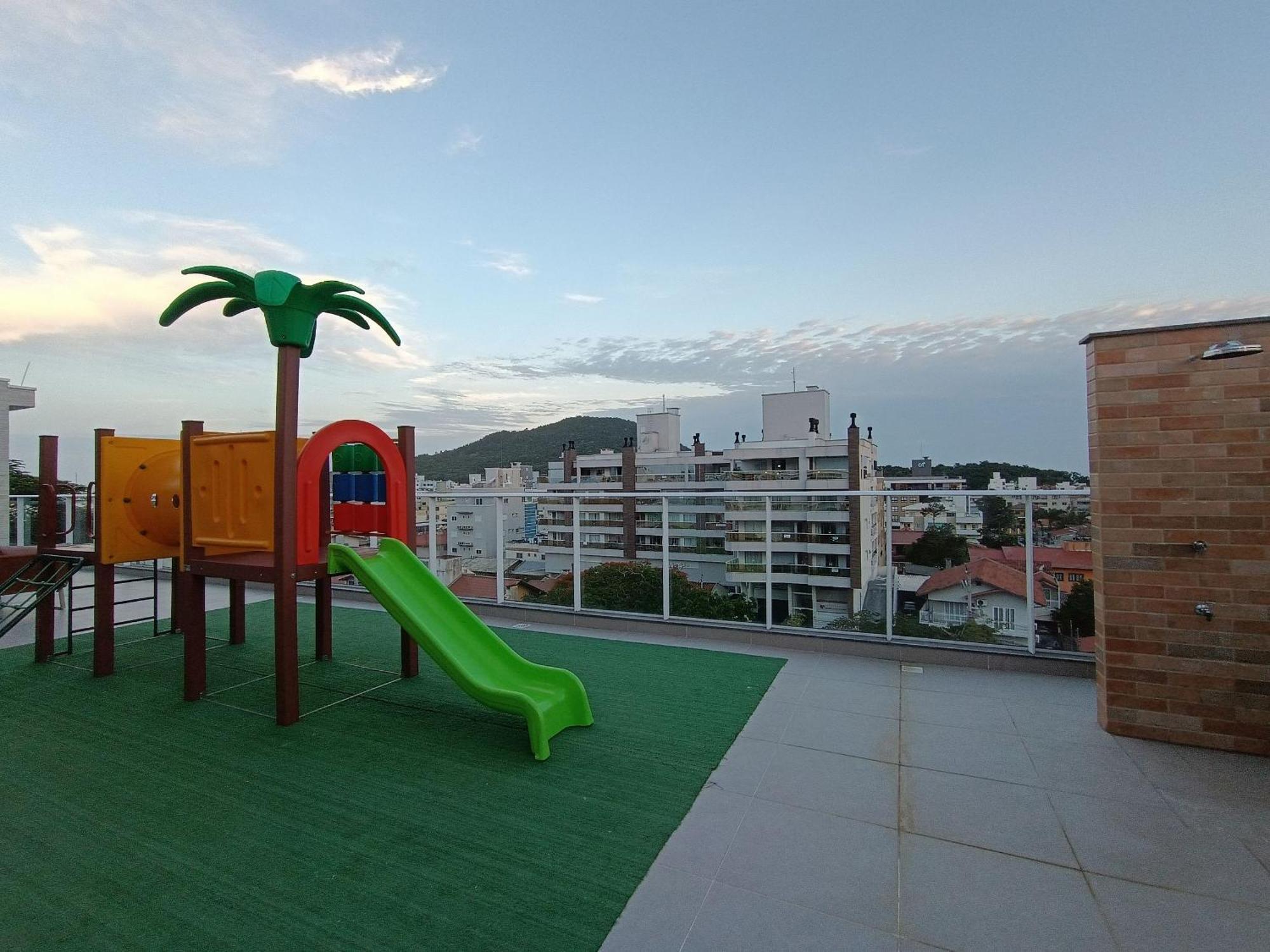 Vila Do Centro Бомбиняс Екстериор снимка